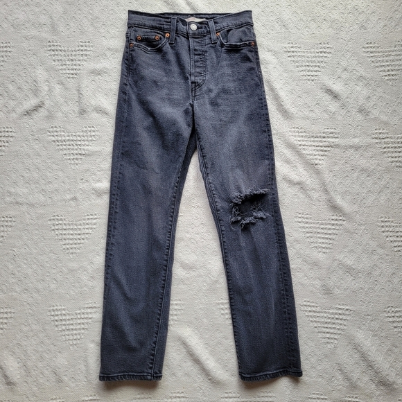 Levi's Distressed Wedgie Straight Leg Casual Everyday Coastal Denim Jean- Black - Picture 1 of 10